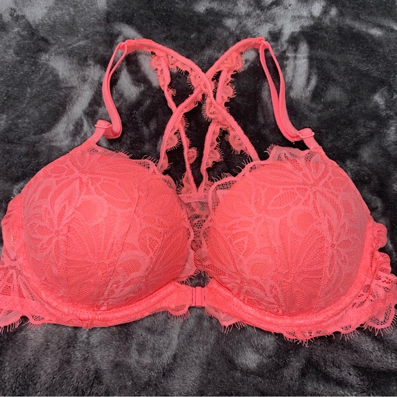 PINK Victoria’s Secret Bra - Picture 3 of 5